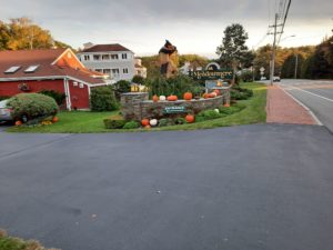 Meadowmere resort in Oquinguit Maine in Fall 2020 with pumpkin display